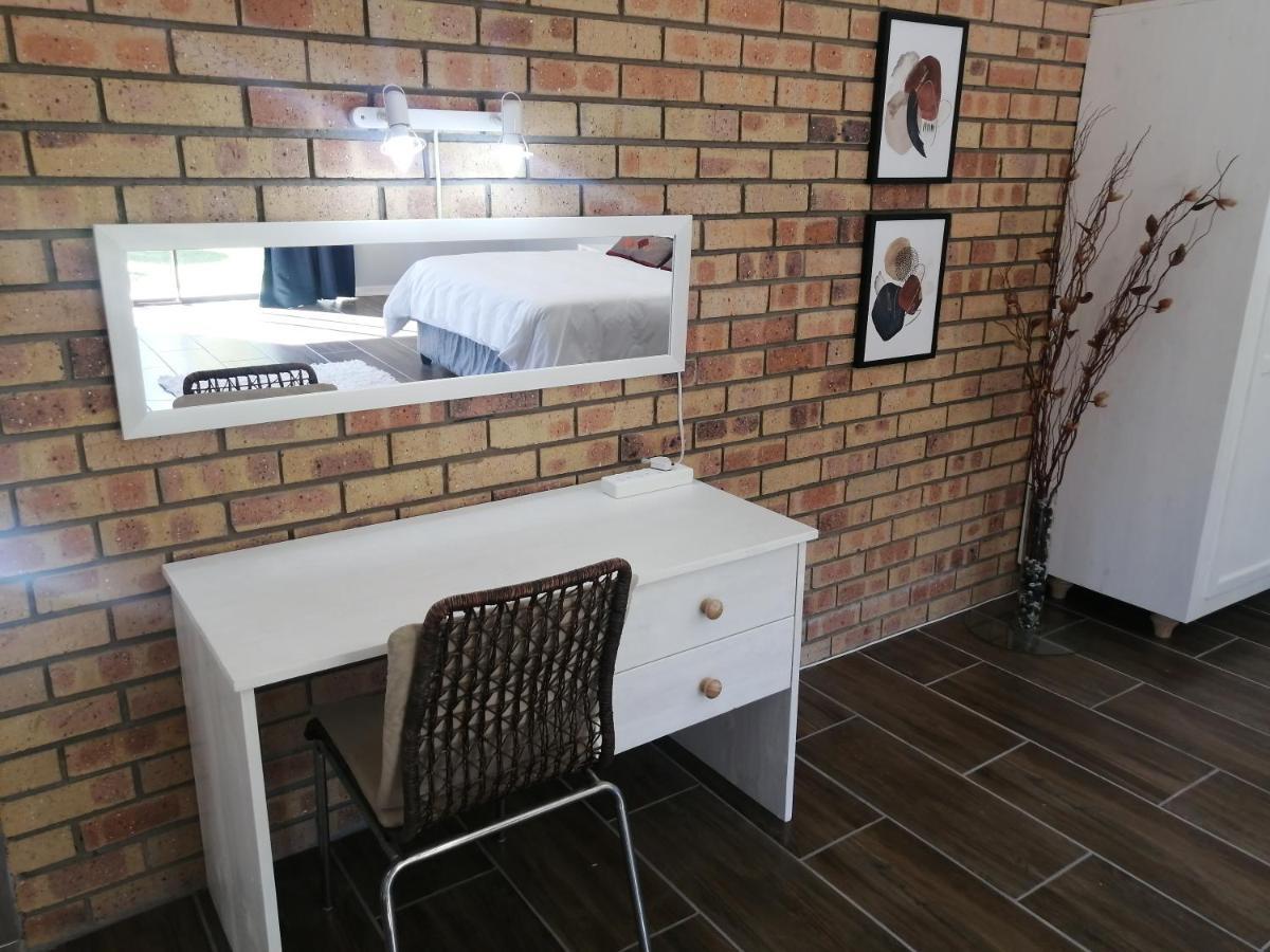Easy Inn Guesthouse Welkom Exterior foto